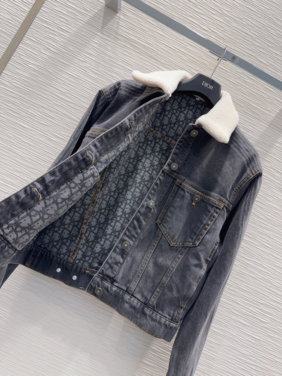 Diorio 2025FW Denim Jacket: Stylish, High-Quality, and Comfortable 4 cmp i1759071657787 9152 0 7