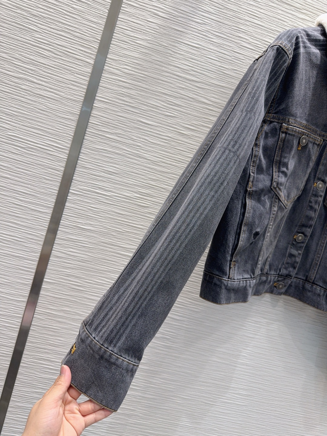 Diorio 2025FW Denim Jacket: Stylish, High-Quality, and Comfortable 7 cmp i1759071660716 9287 0 5