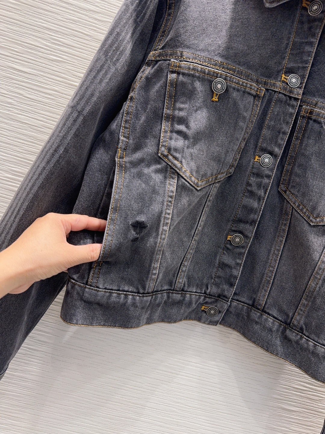Diorio 2025FW Denim Jacket: Stylish, High-Quality, and Comfortable 6 cmp i1759071660731 6393 0 4