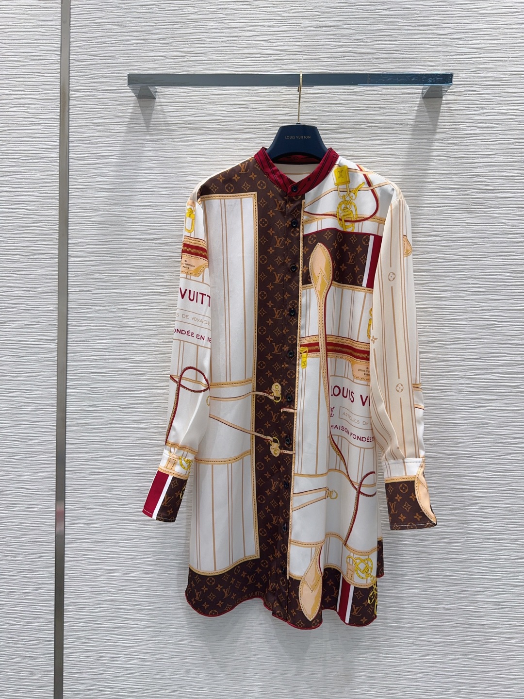 🛍️ Louis Vuitto* 👑2025FW新款 渗透工艺 简约中流露出高奢 整件衣服做工更是非常精