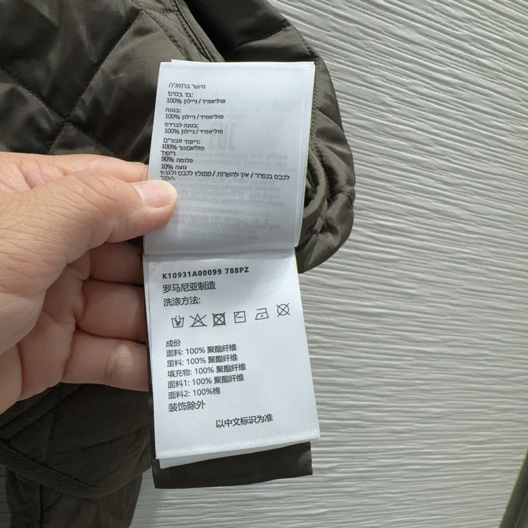 🛍️ Moncle* 👑2025FW新款棉服 整体保暖，效果拉满，休闲时尚，经典logo完美点缀，码数0