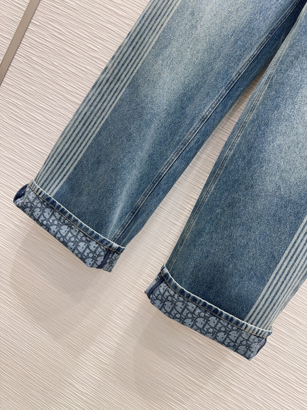 Diorio 2025FW Denim Jeans: High-Quality, Stylish, and Comfortable 6 cmp i1759139461270 6939 0 5
