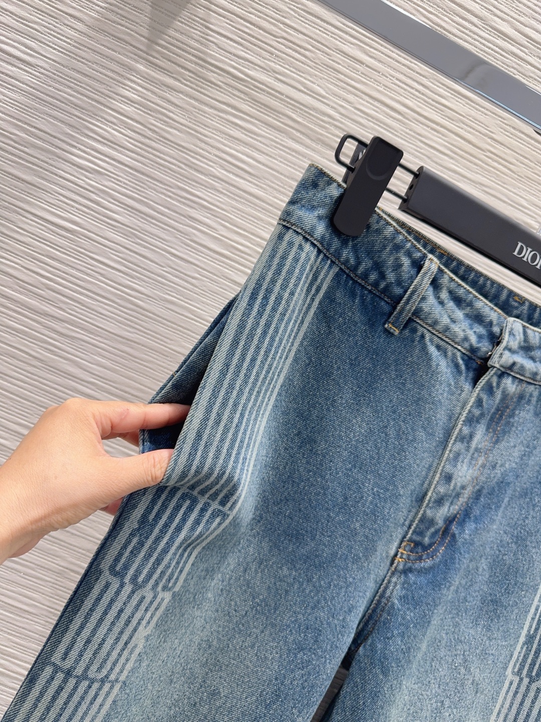 Diorio 2025FW Denim Jeans: High-Quality, Stylish, and Comfortable 4 cmp i1759139465095 4502 0 2
