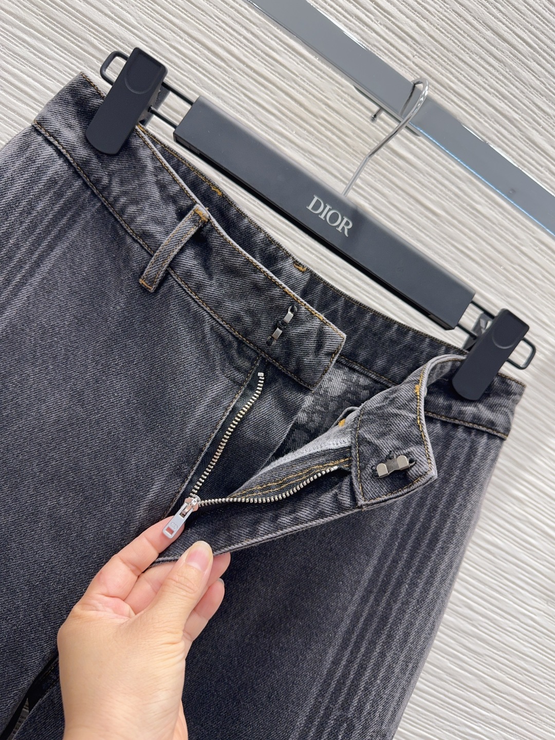 Diorio 2025FW High-Waisted Denim Jeans - Stylish & Comfortable 5 cmp i1759139664495 3611 0 8