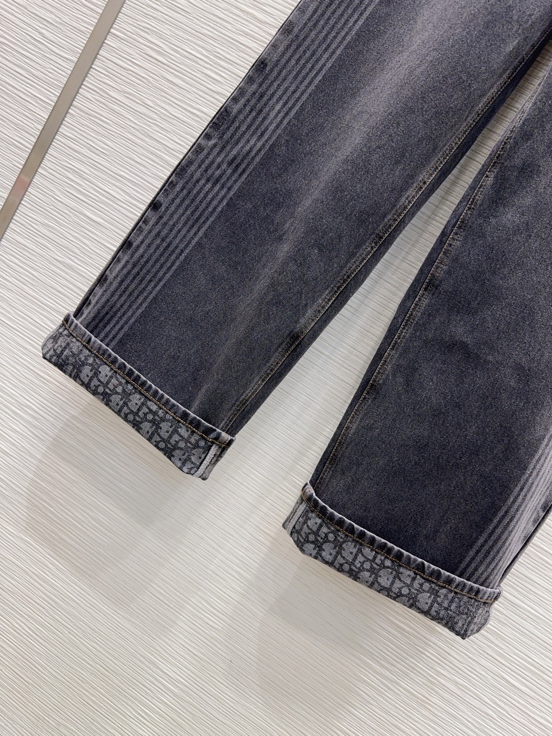 Diorio 2025FW High-Waisted Denim Jeans - Stylish & Comfortable 6 cmp i1759139687334 5374 0 8
