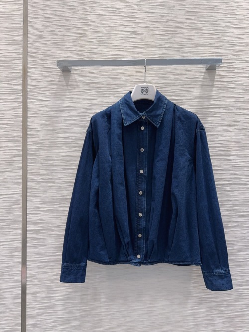 Loewe 2025FW Denim Shirt: Chic, High-Quality Cotton, and Effortlessly Stylish 1 Loewe 2025FW Denim Shirt: Chic, High-Quality Cotton, and Effortlessly Stylish