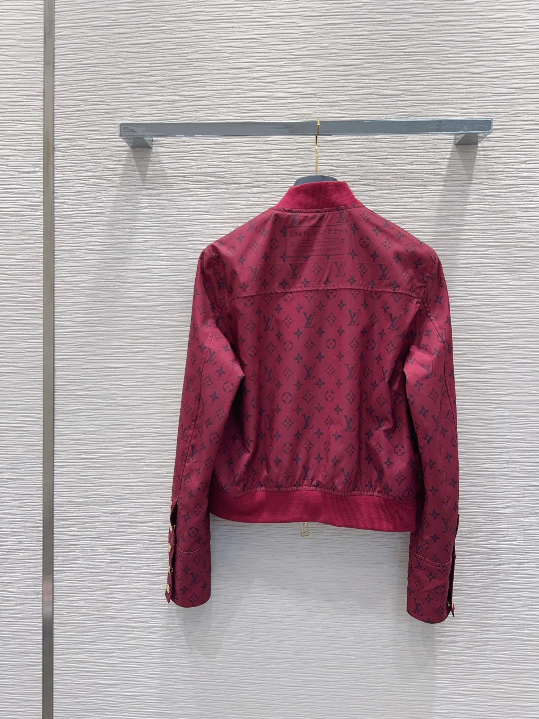 🛍️ Louis Vuitto* 👑2025FW最新时尚外套 经典又有型 自带气场 面料质感很奈斯 时髦