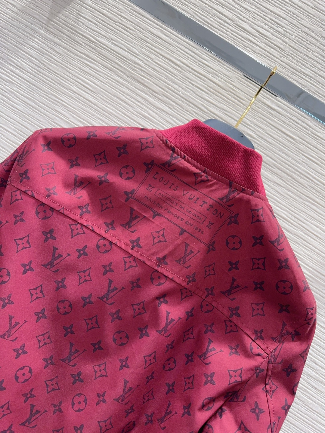 🛍️ Louis Vuitto* 👑2025FW最新时尚外套 经典又有型 自带气场 面料质感很奈斯 时髦