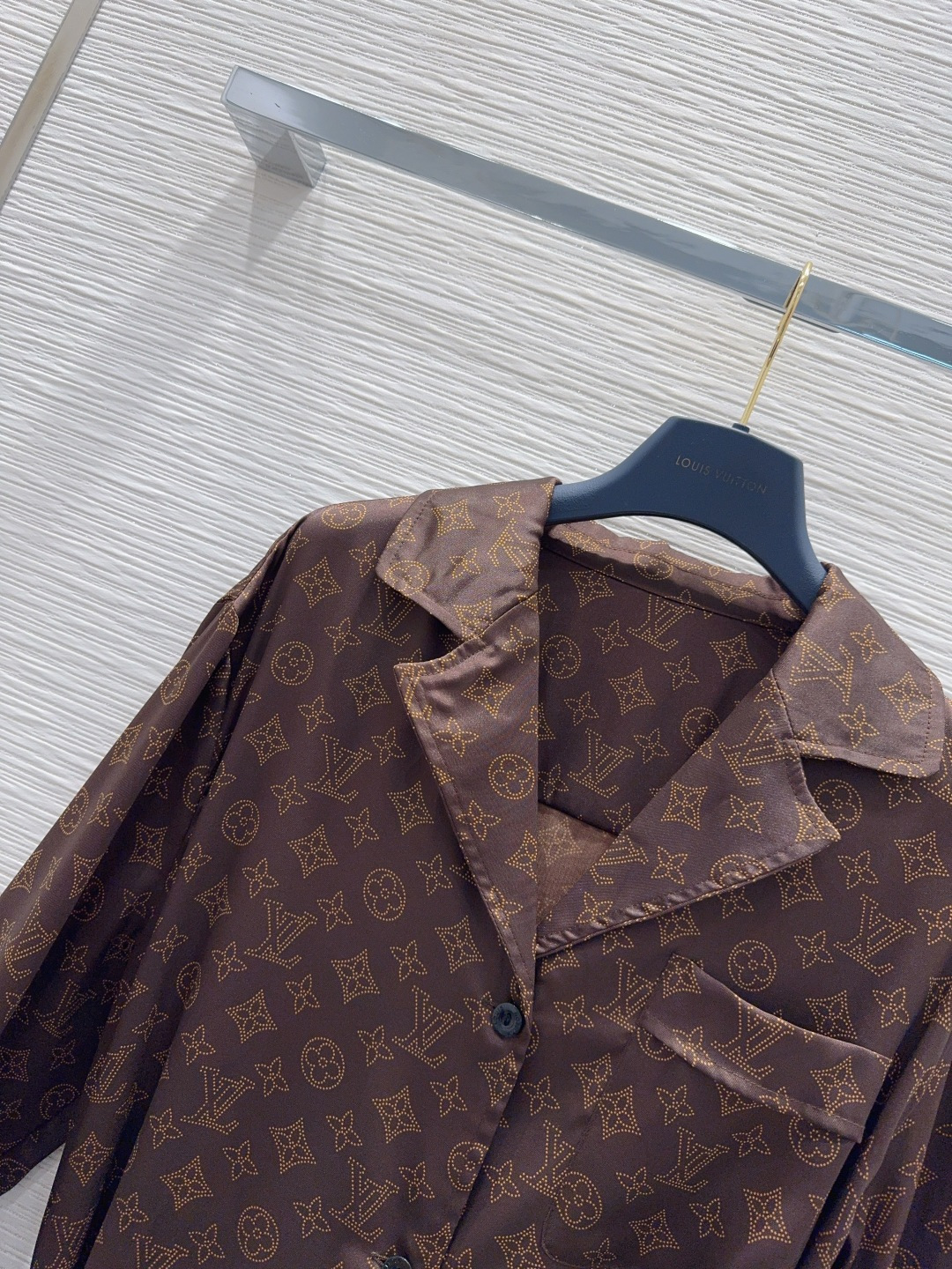 🛍️Louis Vuitto*👑2025FW最新时尚连衣裙 渗透印花 经典又有型 自带气场 面料质感很奈