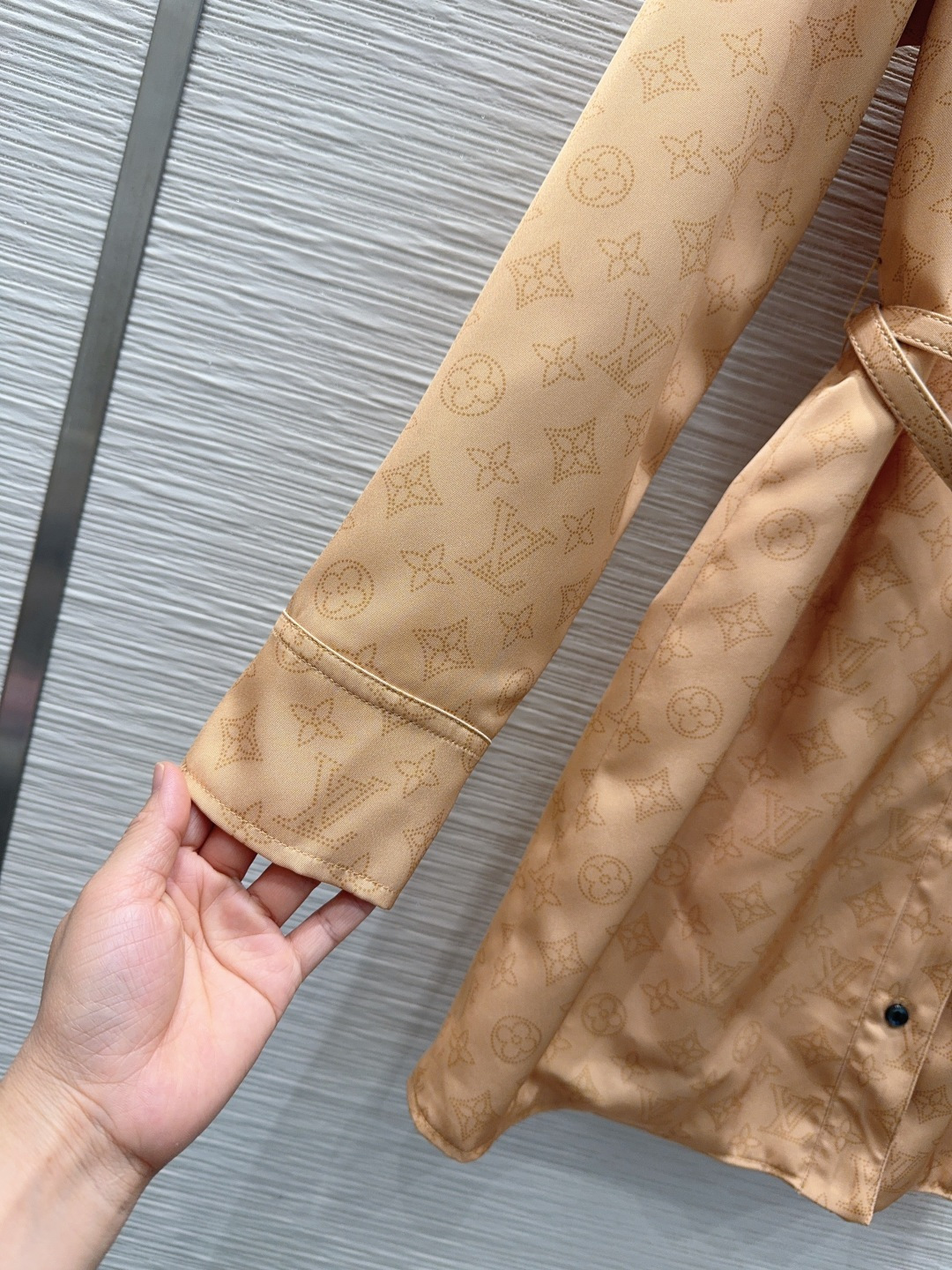 🛍️Louis Vuitto*👑2025FW最新时尚连衣裙 渗透印花 经典又有型 自带气场 面料质感很奈