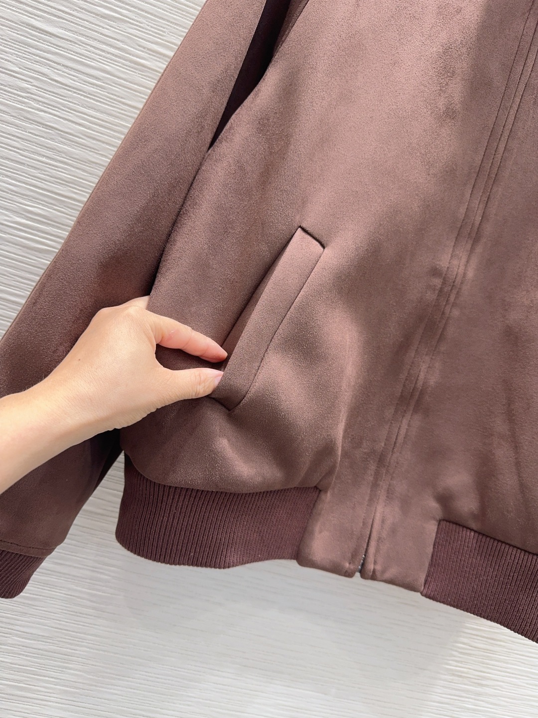 🛍️ Celin* 👑2025FW最新时尚外套 经典又有型 自带气场 面料质感很奈斯 时髦又高级 颜色超