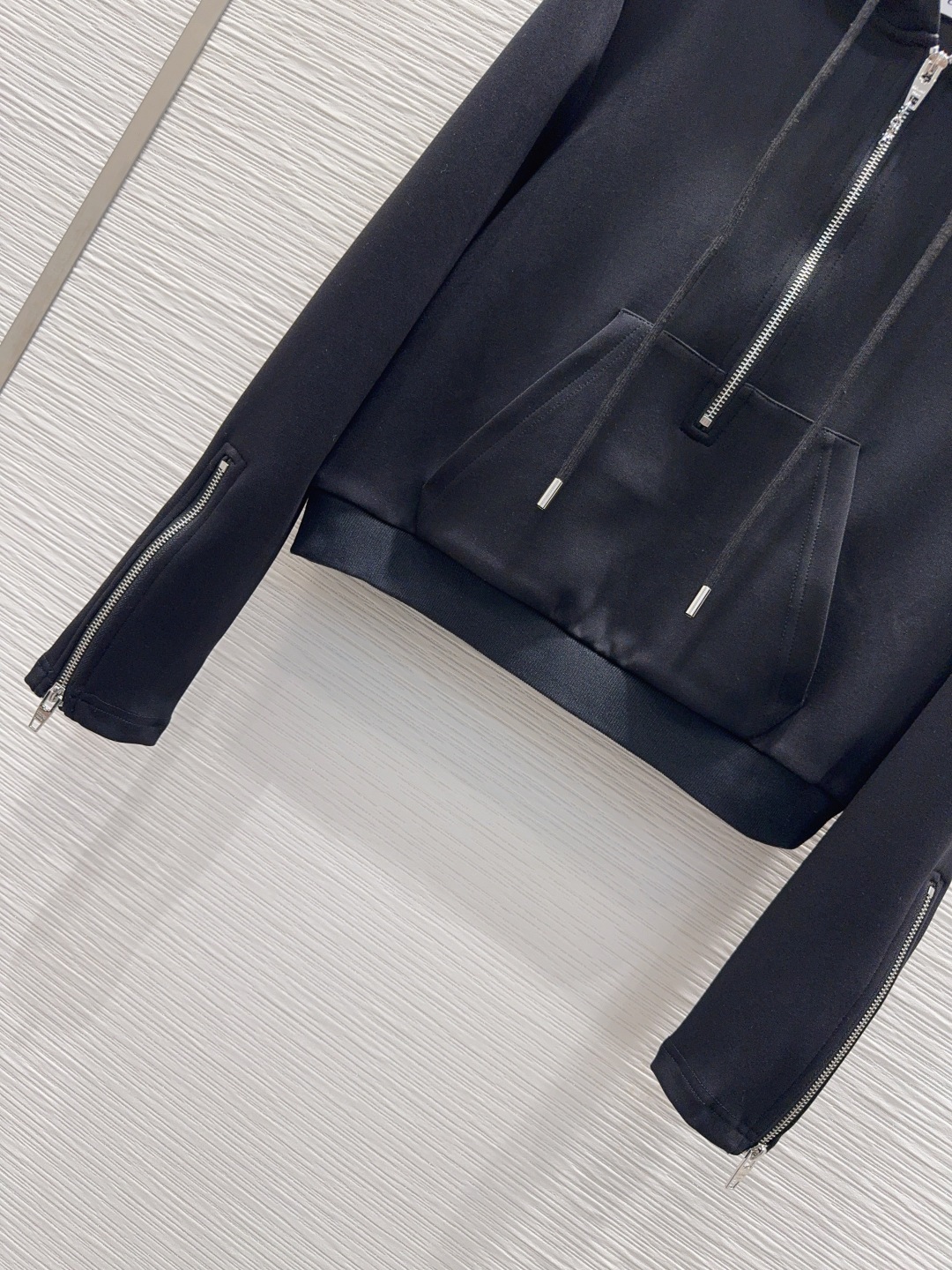 🛍️Celin*👑2025FW最新时尚套装 经典又有型 自带气场 面料质感很奈斯 时髦又高级 颜色超级正