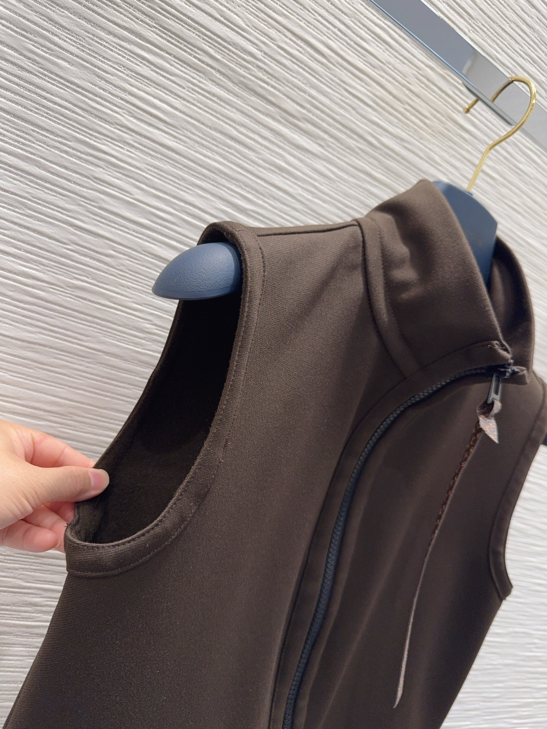 🛍️Louis Vuitt*on 👑2025FW新款套装 可A可飒的风格，日常通勤穿什么的都是很OK的，