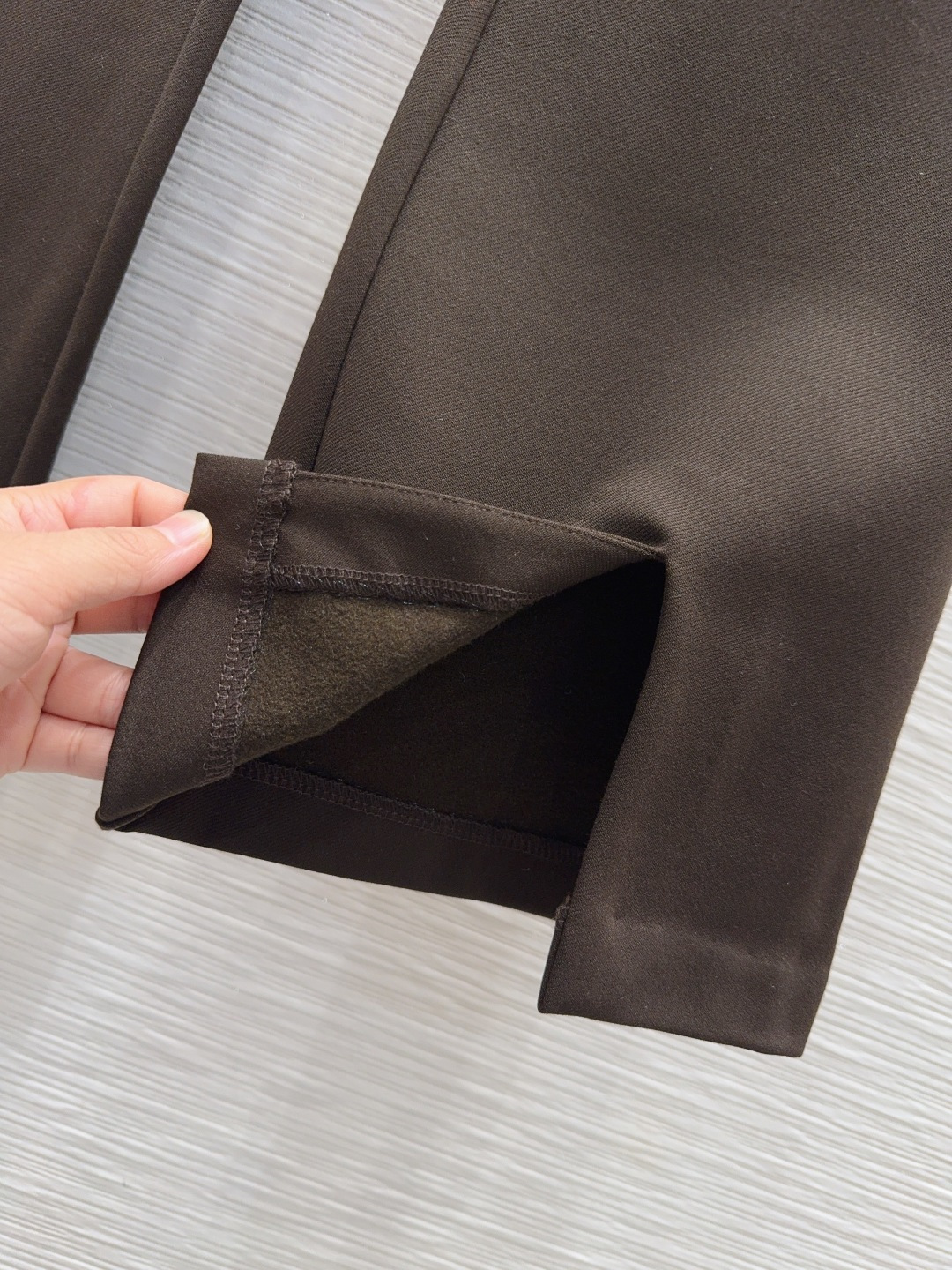 🛍️Louis Vuitt*on 👑2025FW新款套装 可A可飒的风格，日常通勤穿什么的都是很OK的，