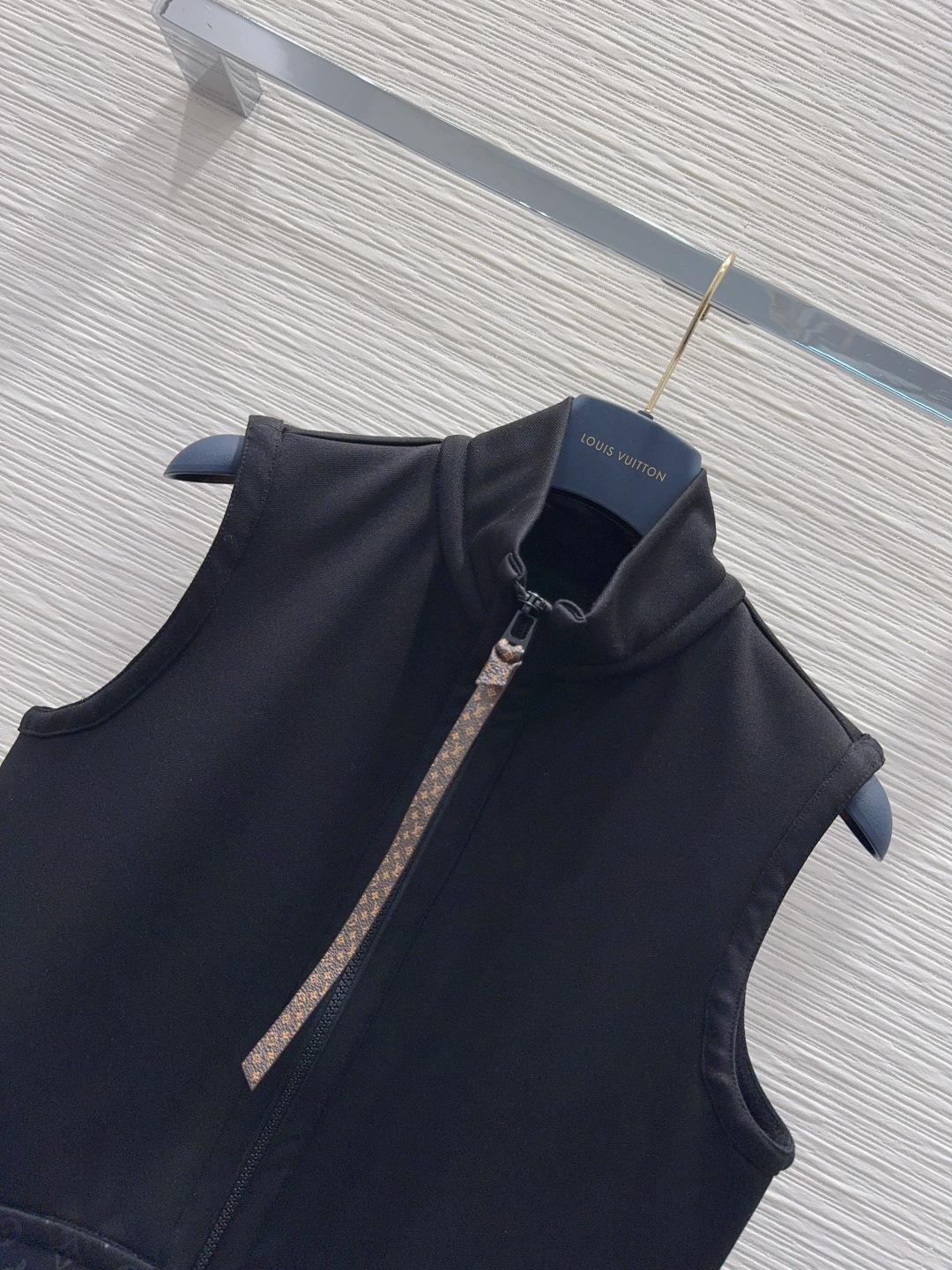 🛍️Louis Vuitt*on 👑2025FW新款套装 可A可飒的风格，日常通勤穿什么的都是很OK的，