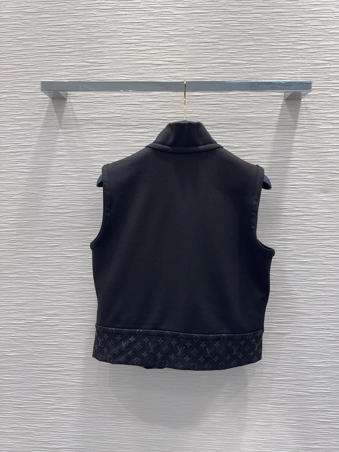 🛍️Louis Vuitt*on 👑2025FW新款套装 可A可飒的风格，日常通勤穿什么的都是很OK的，