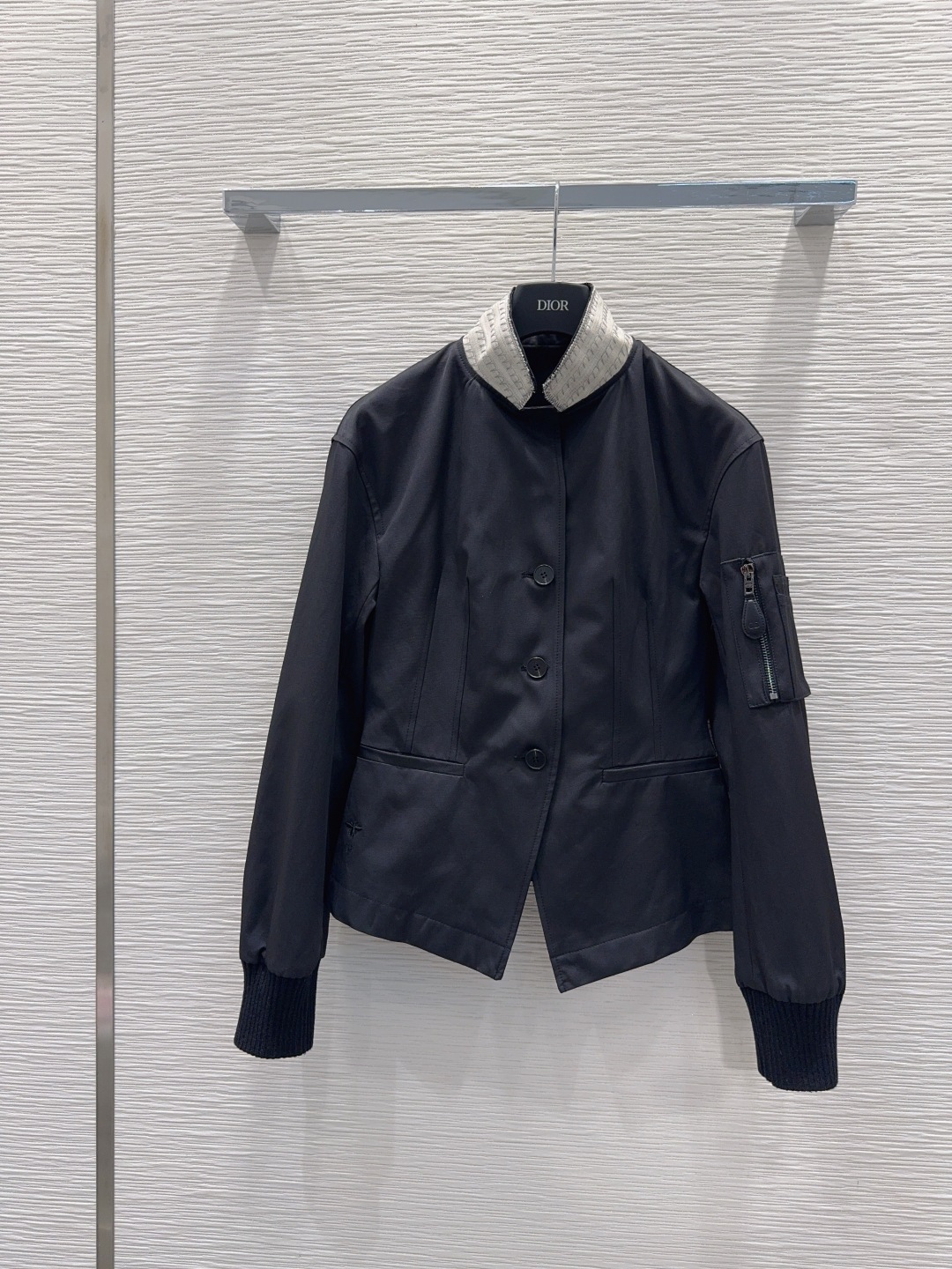 🛍️ Christian Dio* 👑2025FW新款外套 舒适百搭 贸易公司订单货！原单渠道货 好搭配