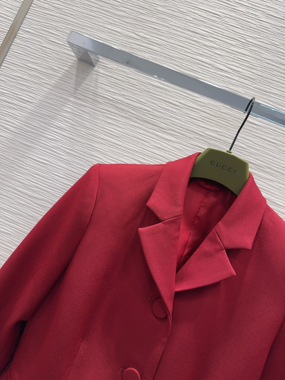 🛍️ Gucc* 👑2025FW新款 简洁大气的西装套装 非常高级的进口质地 仔细看细节 颜色超正👍上身