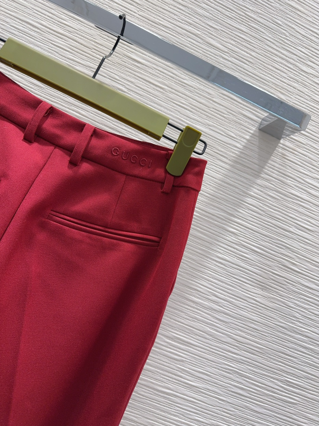 🛍️ Gucc* 👑2025FW新款 简洁大气的西装套装 非常高级的进口质地 仔细看细节 颜色超正👍上身