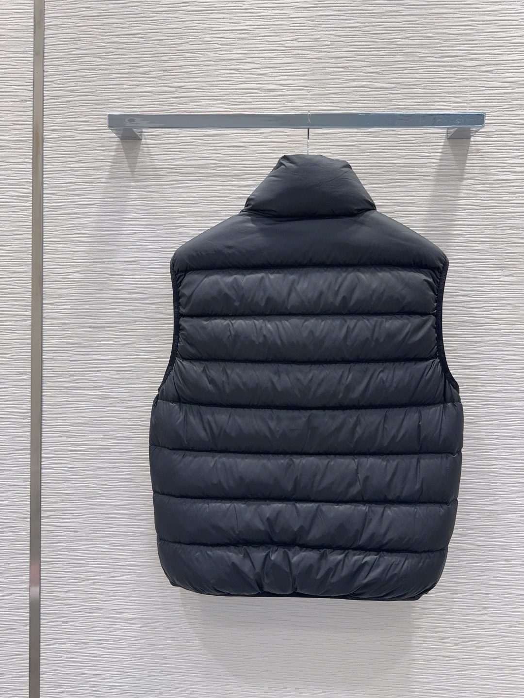 🛍️Moncle*👑2025FW新款羽绒服马甲 【鹅绒】男女同款 整体保暖效果拉满，独特设计款羽绒服 休