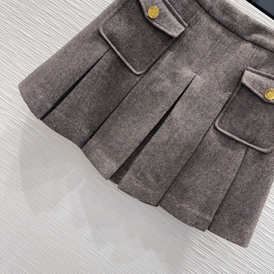 🛍️ Celin* 👑2025FW最新时尚套装 经典又有型 自带气场 面料质感很奈斯 时髦又高级 颜色超