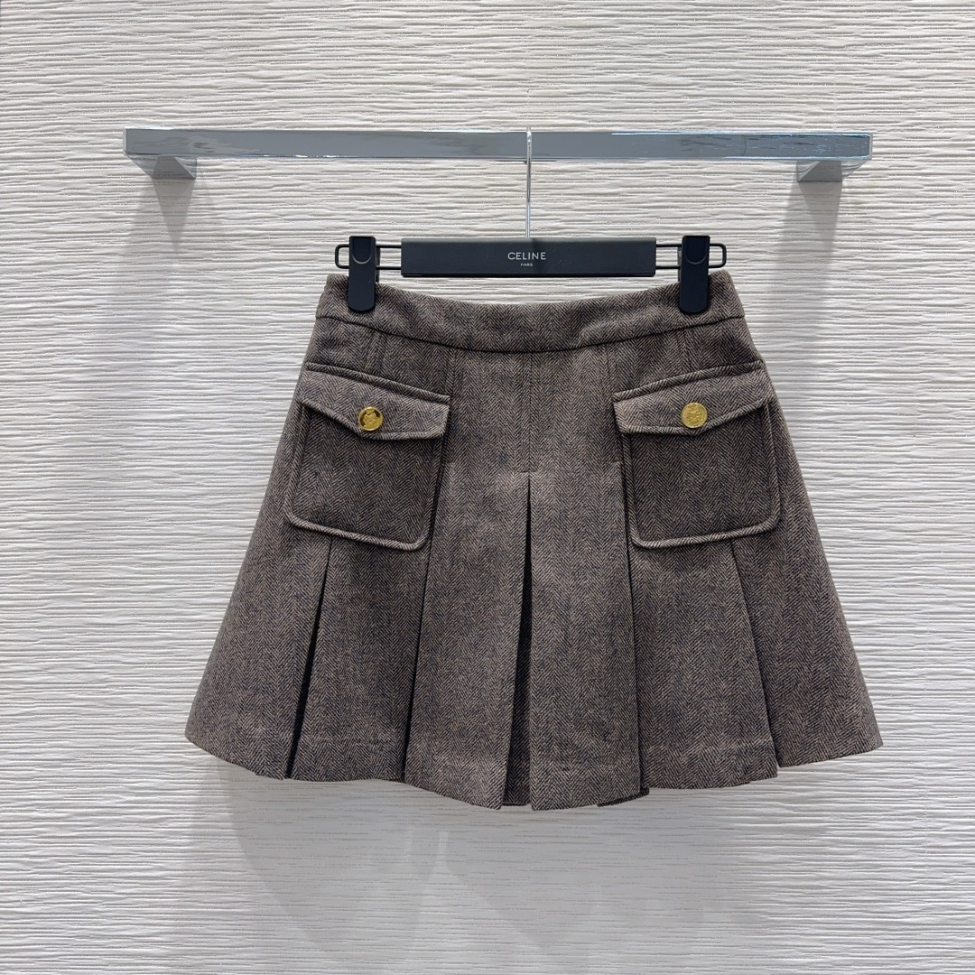 🛍️ Celin* 👑2025FW最新时尚套装 经典又有型 自带气场 面料质感很奈斯 时髦又高级 颜色超