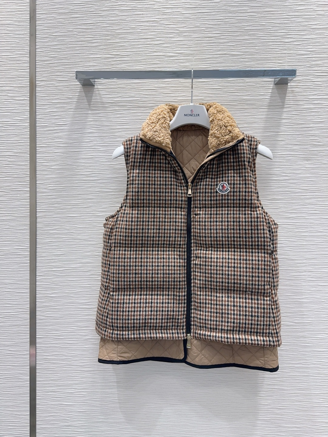 🛍️Moncle*👑 2025FW新款 经典格子 羊毛羽绒外套 设计感拉满 时髦低调气质又奢华高级！版型