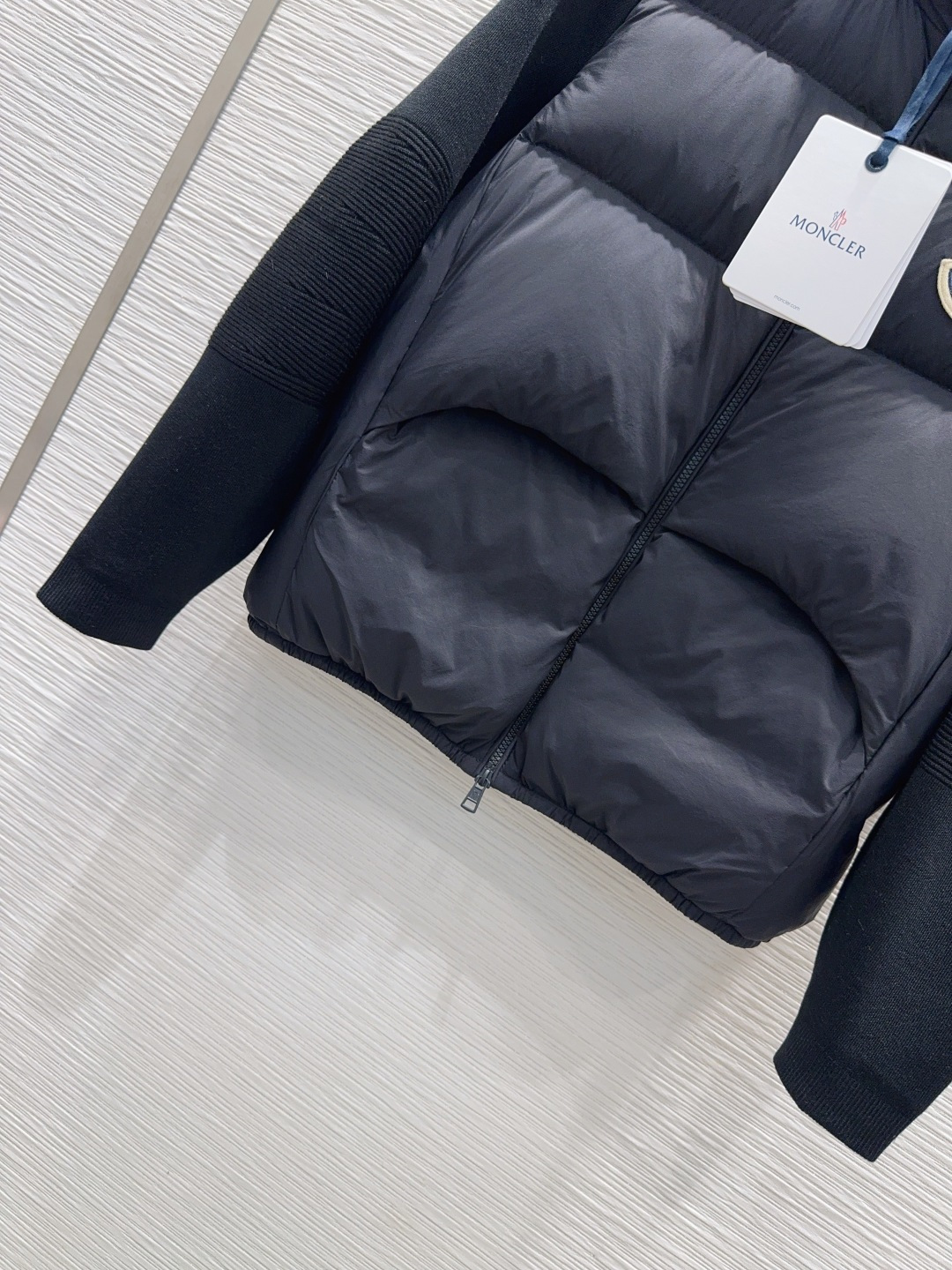 🛍️Moncle*👑2025FW新款羽绒外套 【鹅绒】男女同款 整体保暖效果拉满，独特设计款羽绒服 休闲