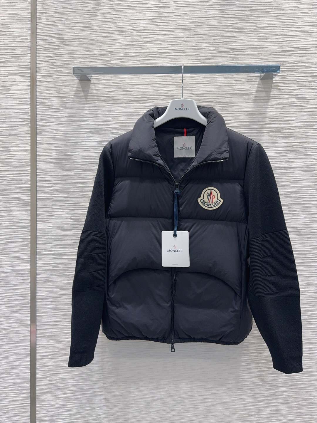 🛍️Moncle*👑2025FW新款羽绒外套 【鹅绒】男女同款 整体保暖效果拉满，独特设计款羽绒服 休闲