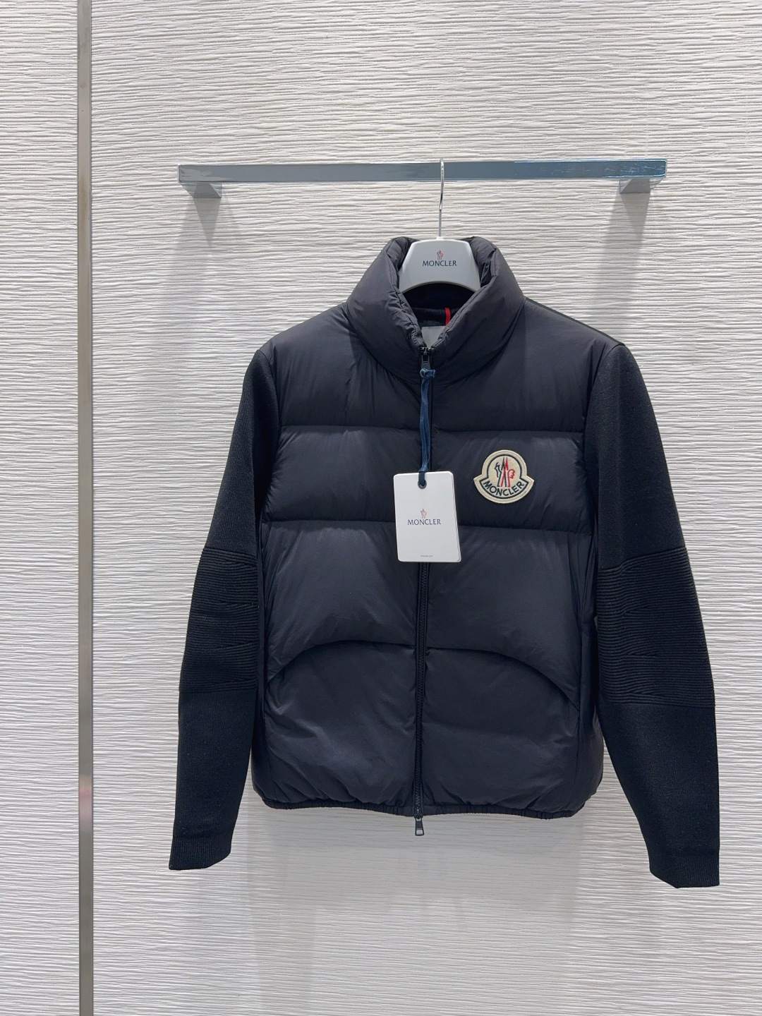 🛍️Moncle*👑2025FW新款羽绒外套 【鹅绒】男女同款 整体保暖效果拉满，独特设计款羽绒服 休闲