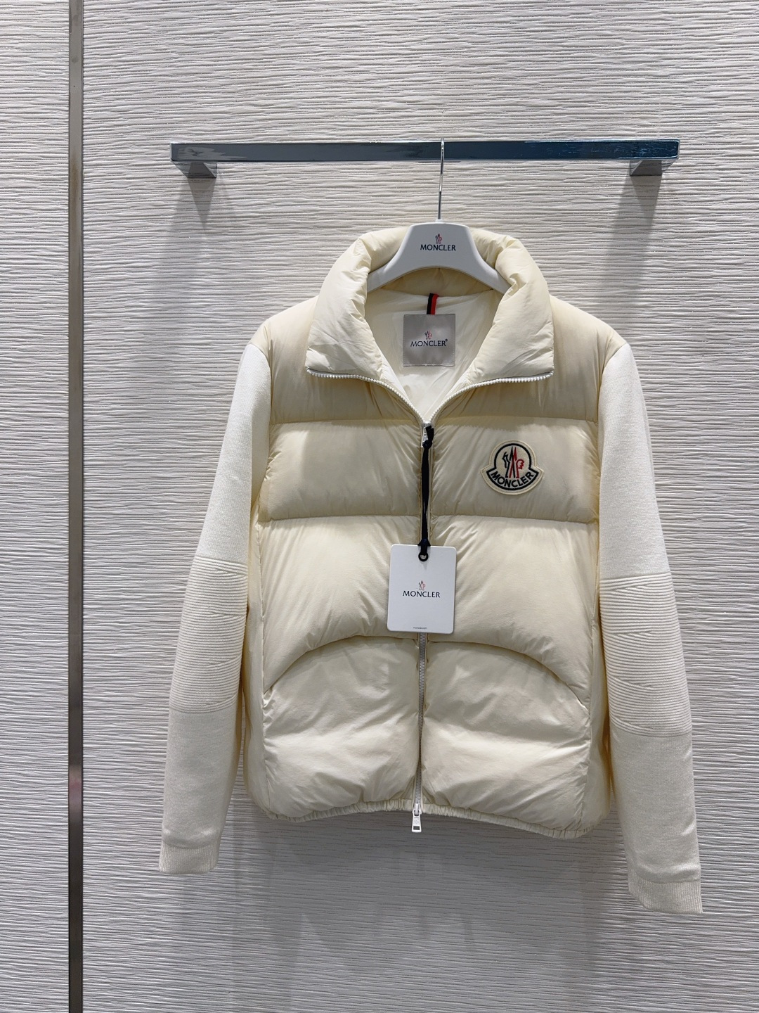 🛍️Moncle*👑2025FW新款羽绒外套 【鹅绒】男女同款 整体保暖效果拉满，独特设计款羽绒服 休闲