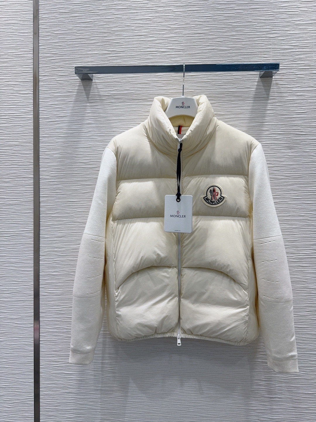 🛍️Moncle*👑2025FW新款羽绒外套 【鹅绒】男女同款 整体保暖效果拉满，独特设计款羽绒服 休闲