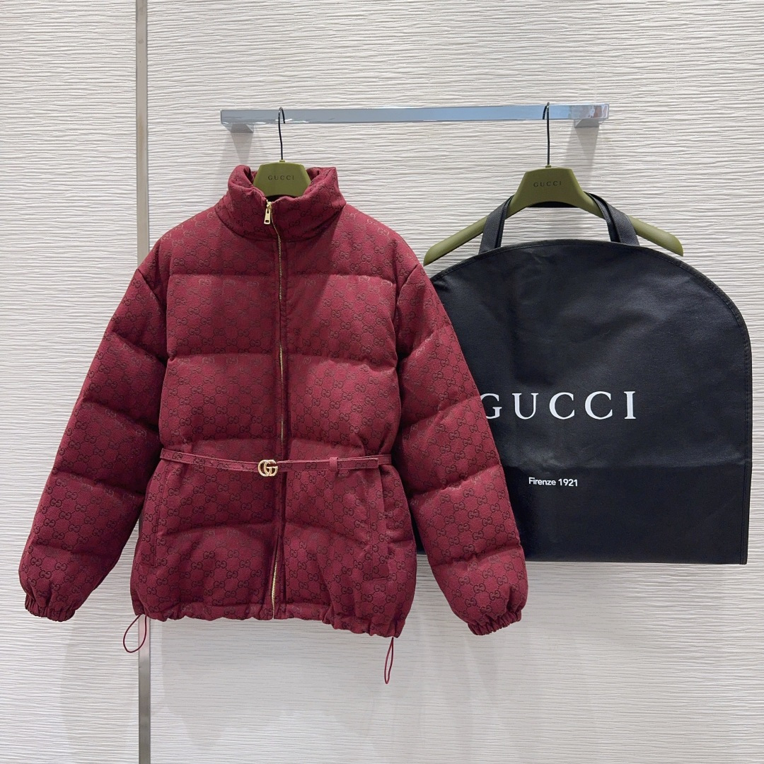 🛍️Gucc*👑2025FW新款羽绒服 限定系列 非常高级的进口高密度质地 提花面料 仔细看细节 最具特