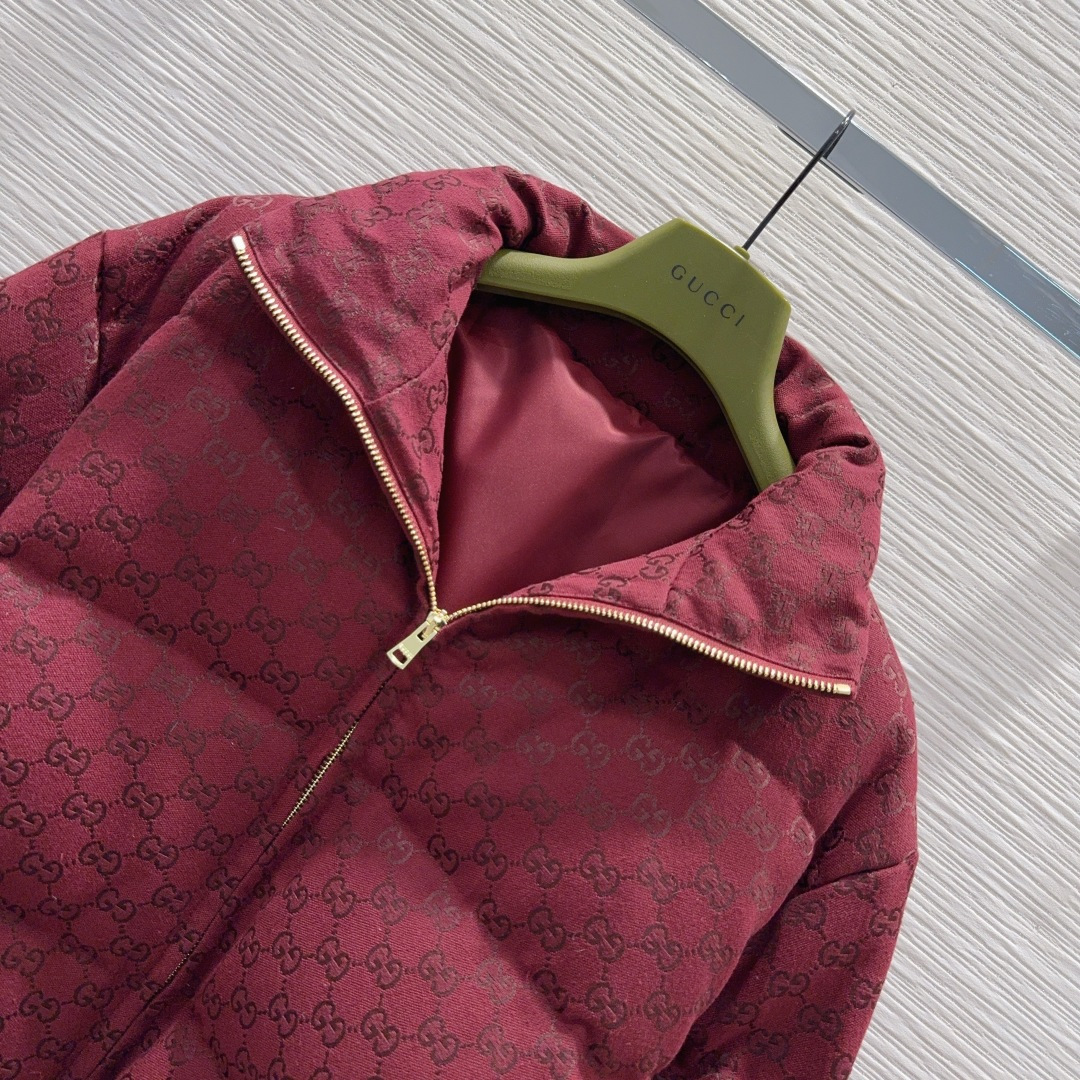 🛍️Gucc*👑2025FW新款羽绒服 限定系列 非常高级的进口高密度质地 提花面料 仔细看细节 最具特