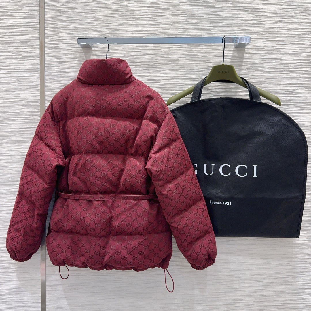 🛍️Gucc*👑2025FW新款羽绒服 限定系列 非常高级的进口高密度质地 提花面料 仔细看细节 最具特
