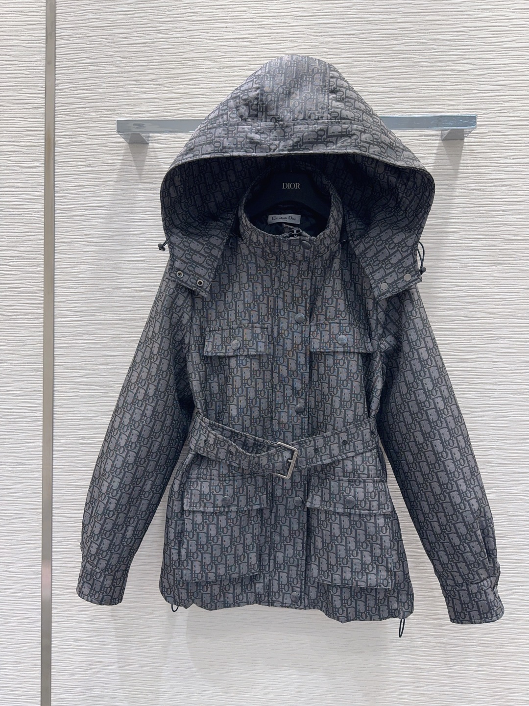 🛍️ Christian Dio* 👑2025FW新款夹棉外套 印花面料 经典又有型 各种都能完美驾驭～