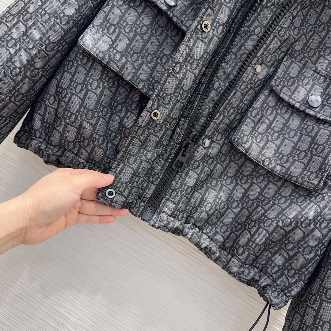 🛍️ Christian Dio* 👑2025FW新款夹棉短外套 印花面料 经典又有型 各种都能完美驾驭