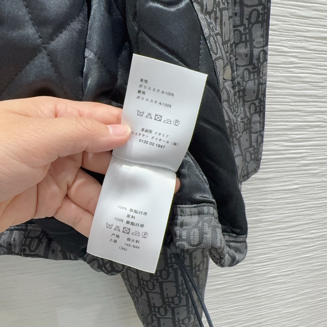 🛍️ Christian Dio* 👑2025FW新款夹棉短外套 印花面料 经典又有型 各种都能完美驾驭