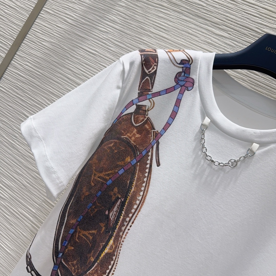 🛍️Louis Vuitto*👑2025FW新款T恤 密度很高手感超好 真的费劲心血的一款！！细节完美常