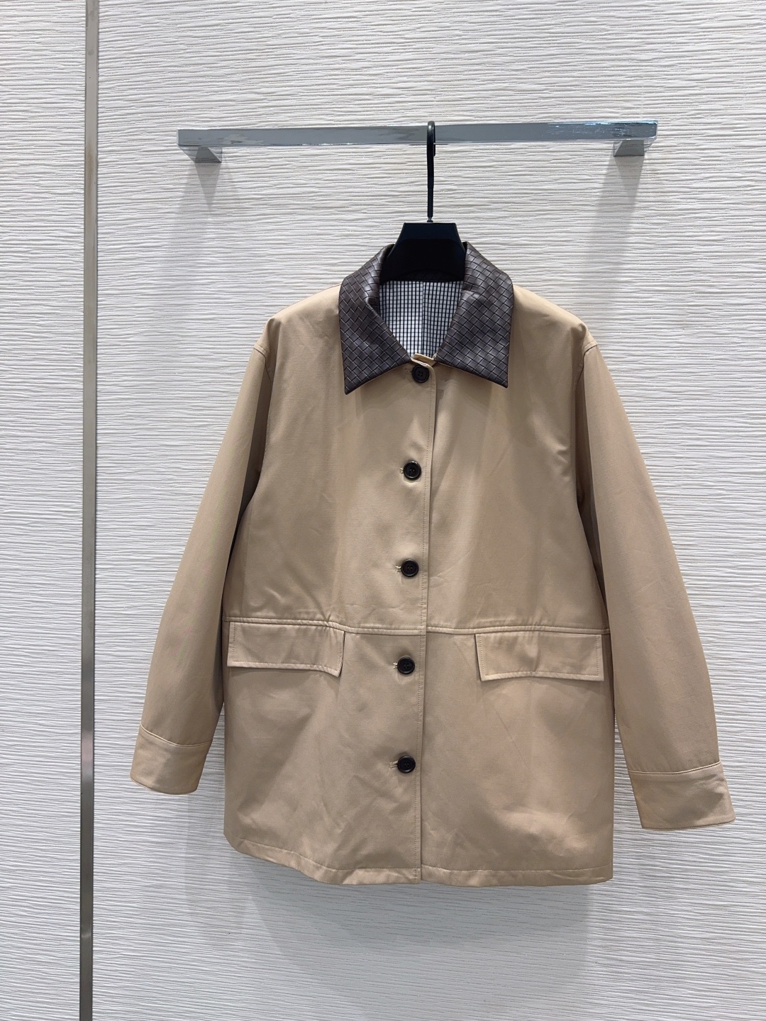 🛍️BOTTEG*A👑 2025FW新款外套 出货即爆单 特殊材质有肌理感 每个小细节都非常注重 恰到好