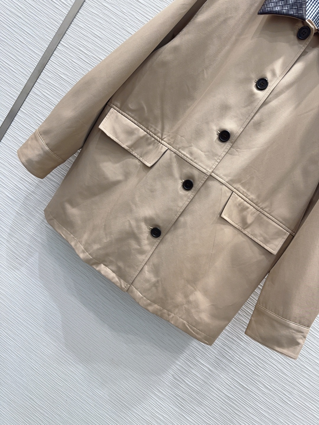 🛍️BOTTEG*A👑 2025FW新款外套 出货即爆单 特殊材质有肌理感 每个小细节都非常注重 恰到好