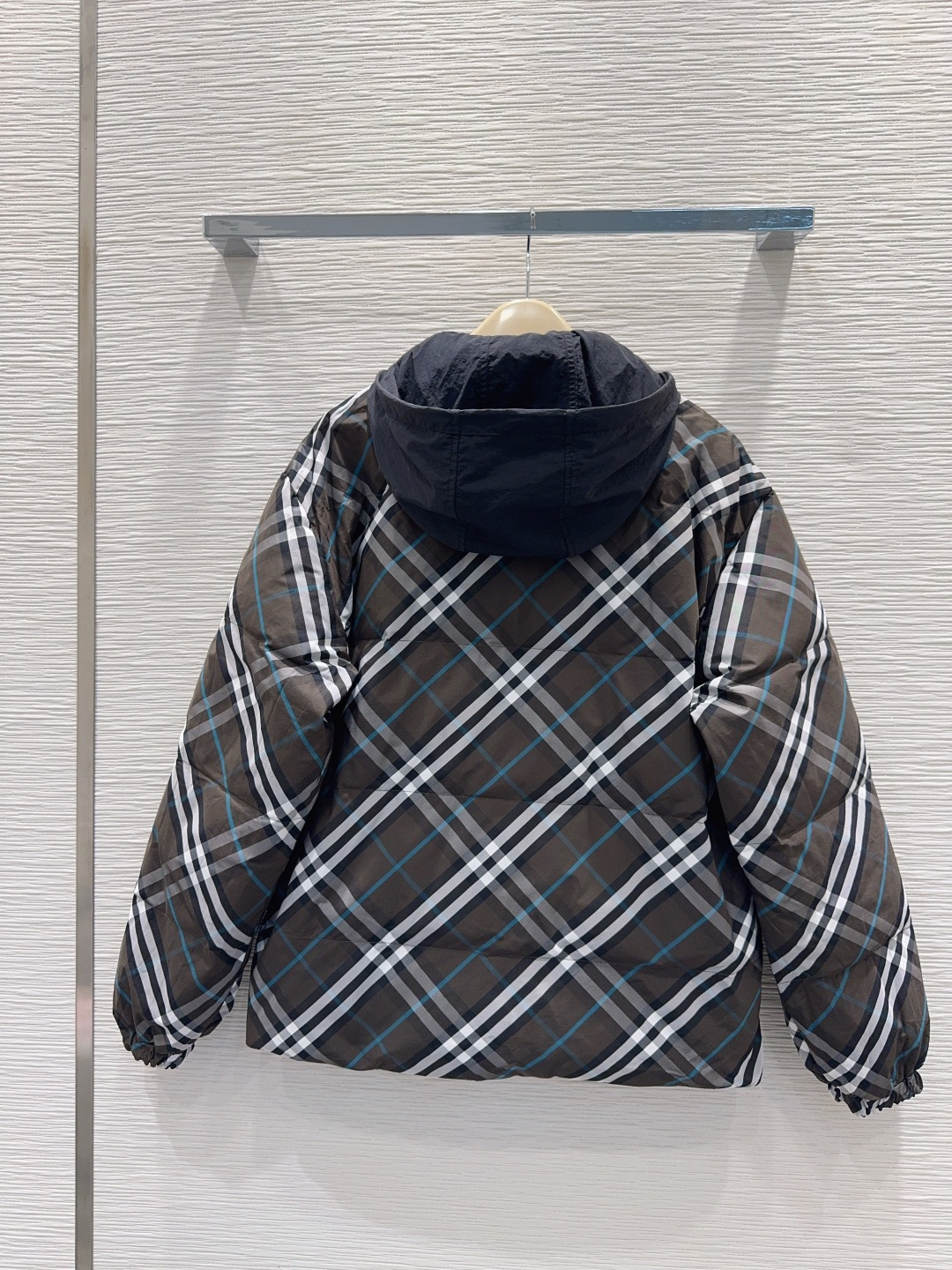 🛍️Burberr*👑2025FW新款羽绒服 填充物：鹅绒 非常高级的进口高密度质地 仔细看细节 最具特