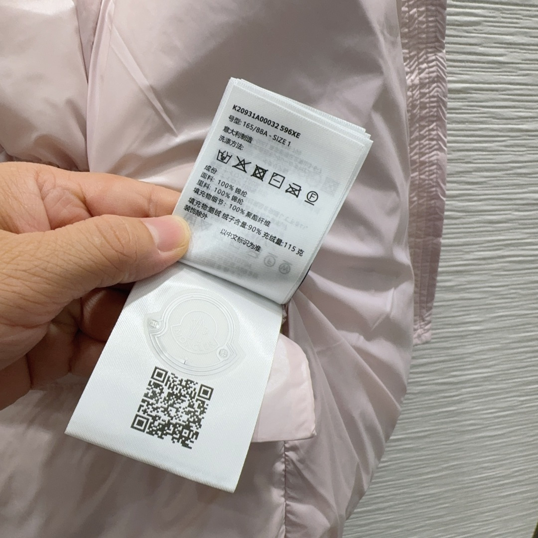 🛍️Moncle*👑2025FW新款羽绒服 整体保暖效果拉满，独特设计款羽绒服 休闲时尚，经典logo完