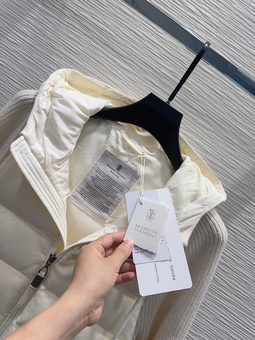 🛍️Brunello cucine*lli❤️秋冬新品 针织拼接羽绒服！冬天的内搭神器 早秋必备单品。经