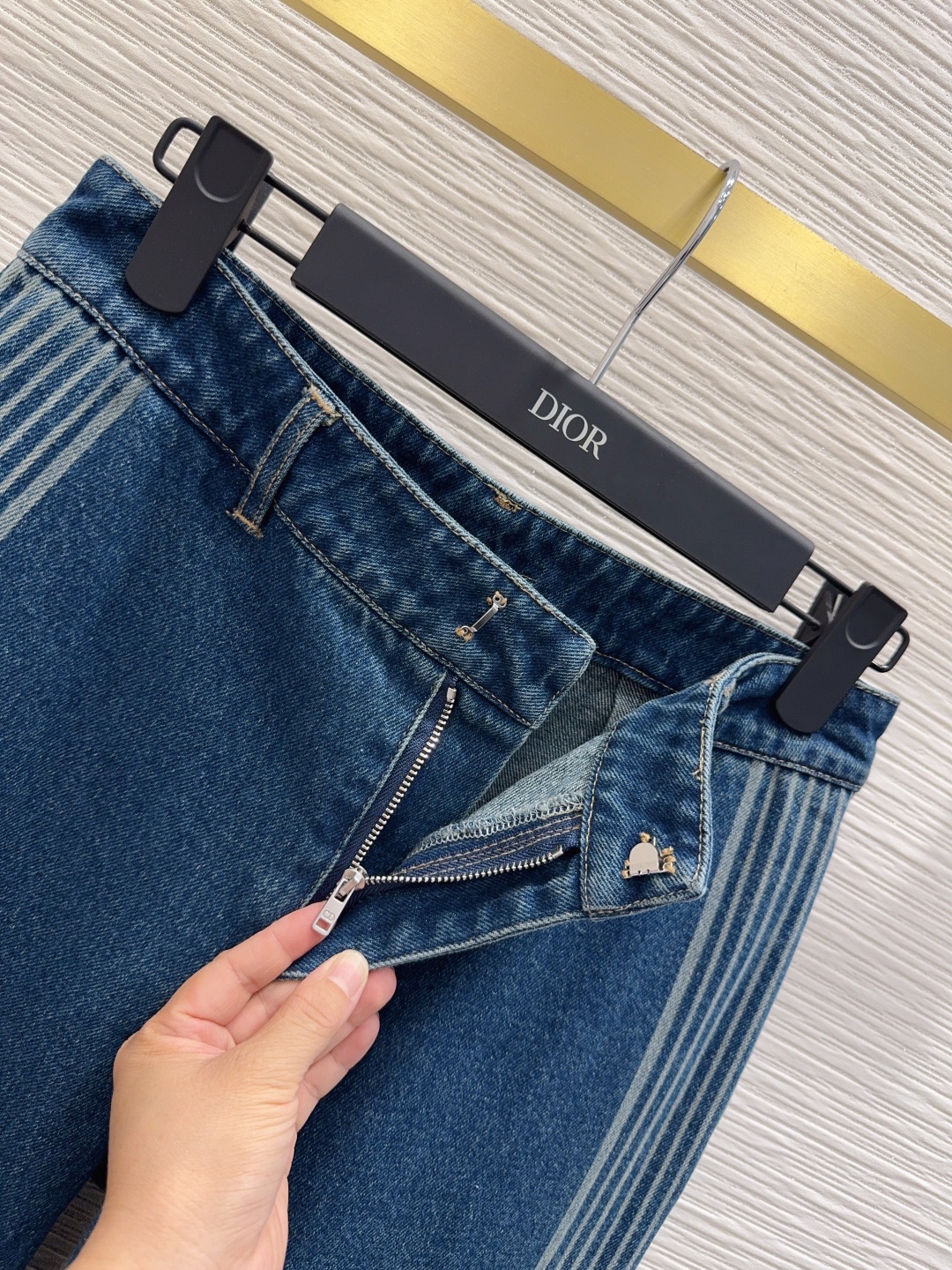🛍️Christian Dio*👑2025FW新款套装 高版出品~超时髦新款丹宁牛仔 酵洗个性色调上身又