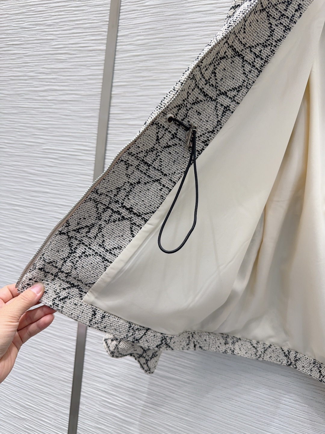 🛍️ Christian Dio* 👑2025FW最新时尚藤格纹外套 经典又有型 自带气场 面料质感很奈