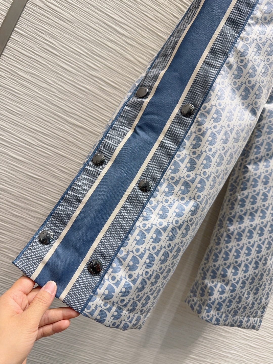 🛍️Christian Dio* 👑2025FW新款棉裤 印花面料 经典又有型 各种都能完美驾驭～高级成