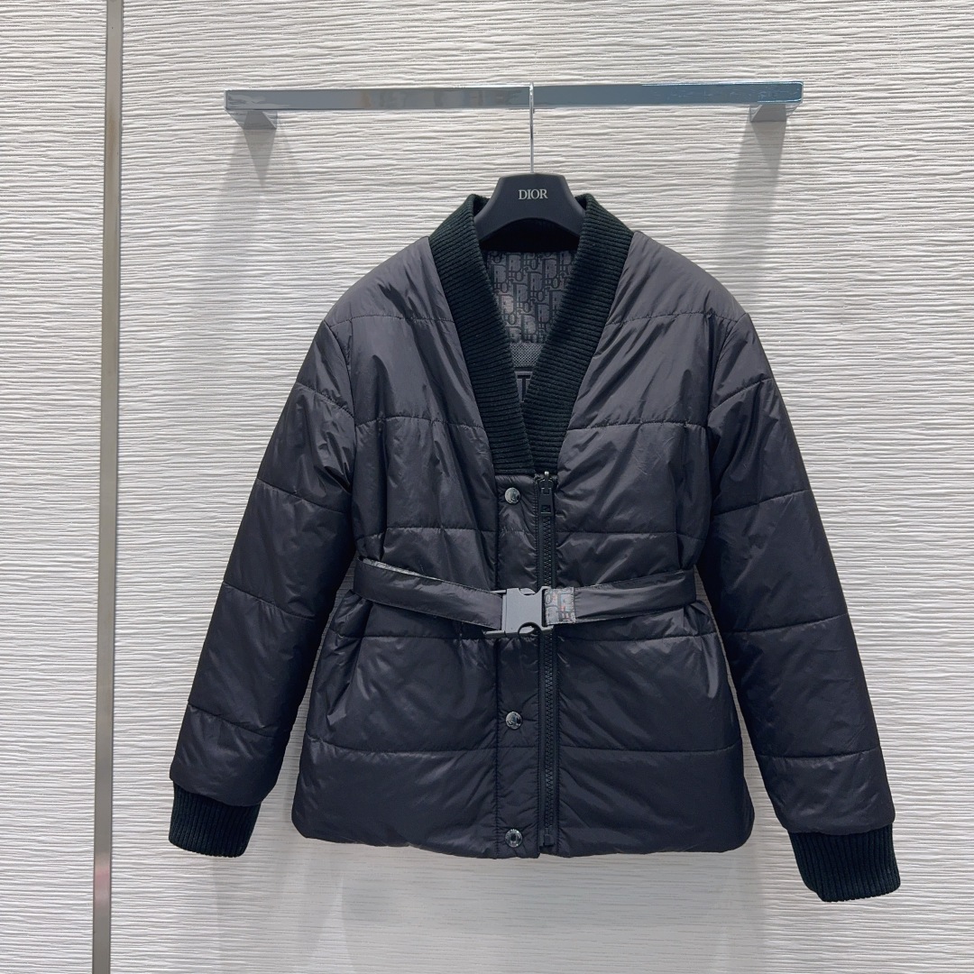 🛍️ Christian Dio* 👑2025FW新款棉外套 印花面料 经典又有型 各种都能完美驾驭～高