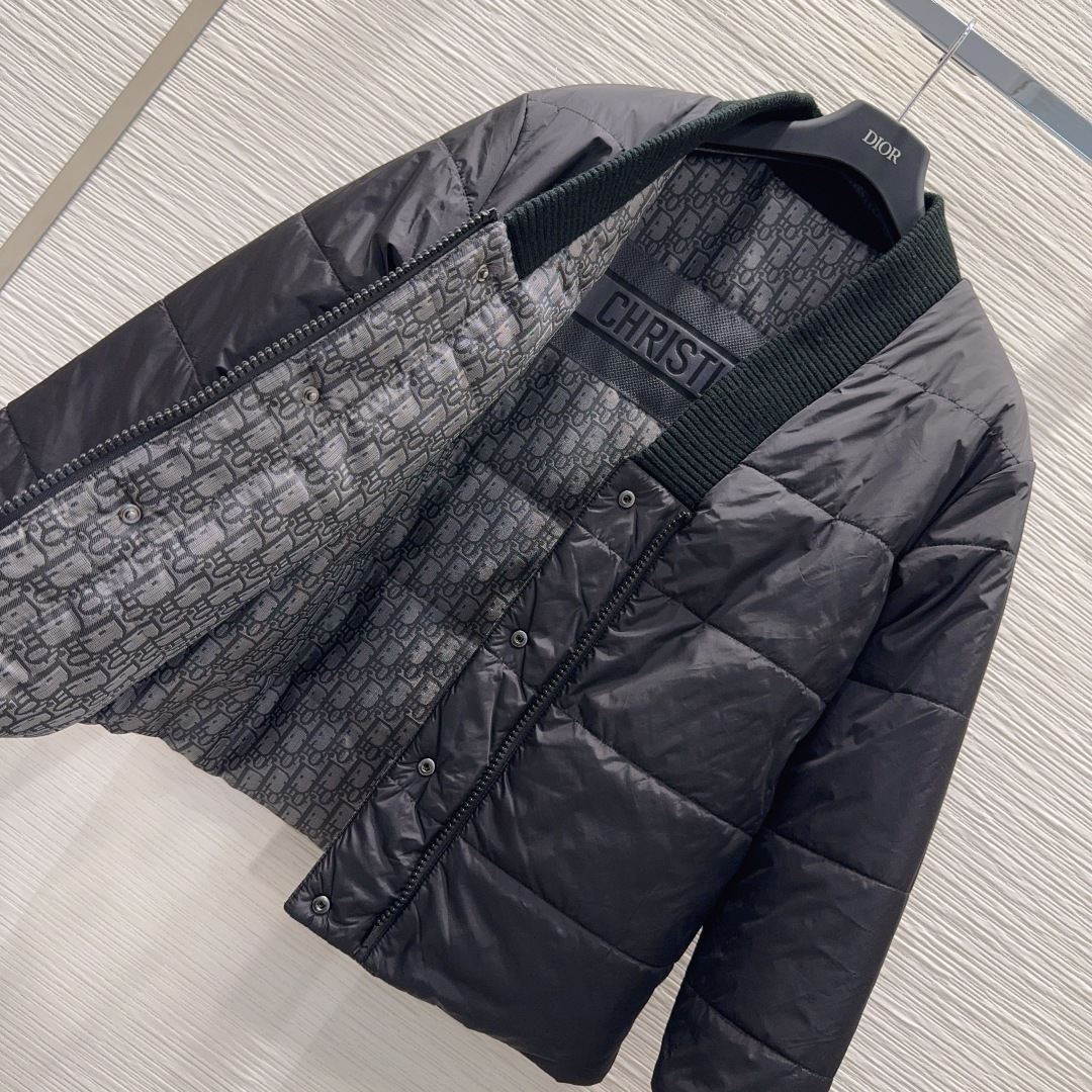 🛍️ Christian Dio* 👑2025FW新款棉外套 印花面料 经典又有型 各种都能完美驾驭～高