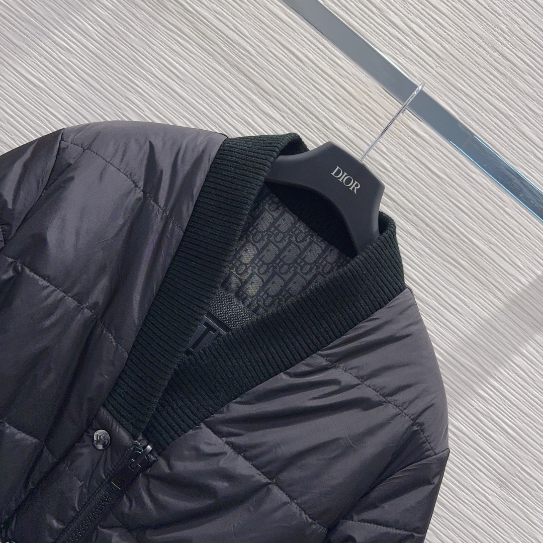 🛍️ Christian Dio* 👑2025FW新款棉外套 印花面料 经典又有型 各种都能完美驾驭～高